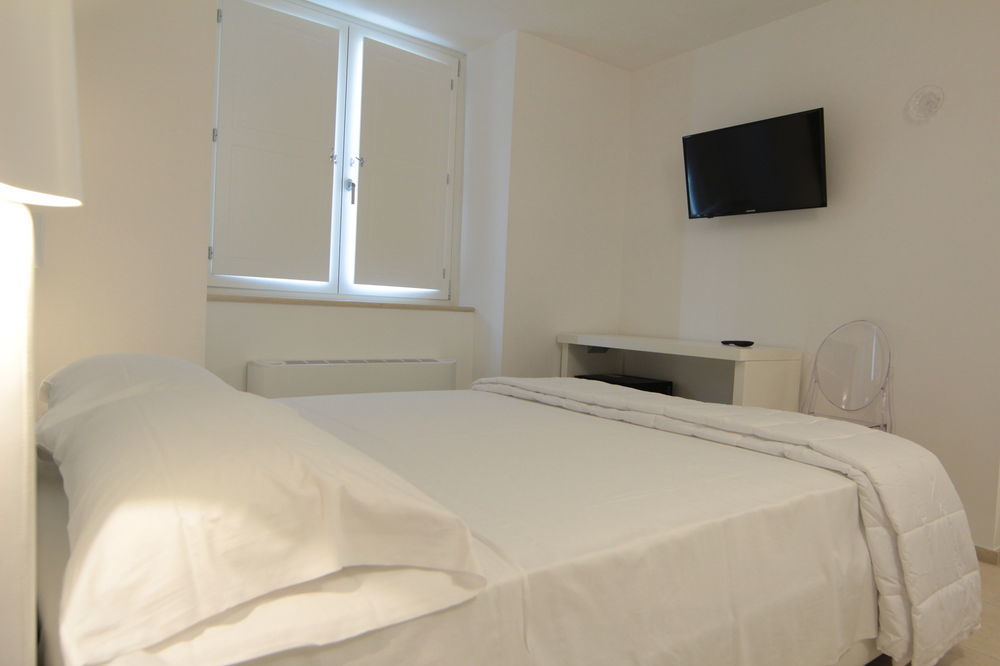 Lamia Room Rentals ماتيرا المظهر الخارجي الصورة